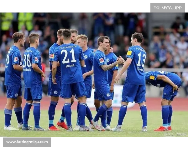 德甲中游拉锯战：法兰克福主场迎战门兴，防守反击对决快速传切